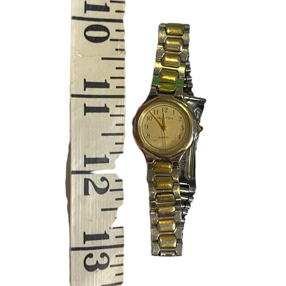 Halston Two toned band with clasp Watch 001-6236 Vintage - Picture 10 of 13